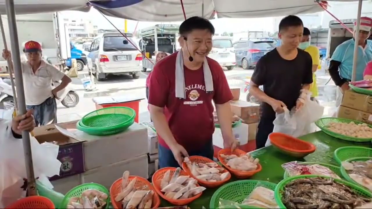 高雄蚵仔寮興爸海鮮叫賣