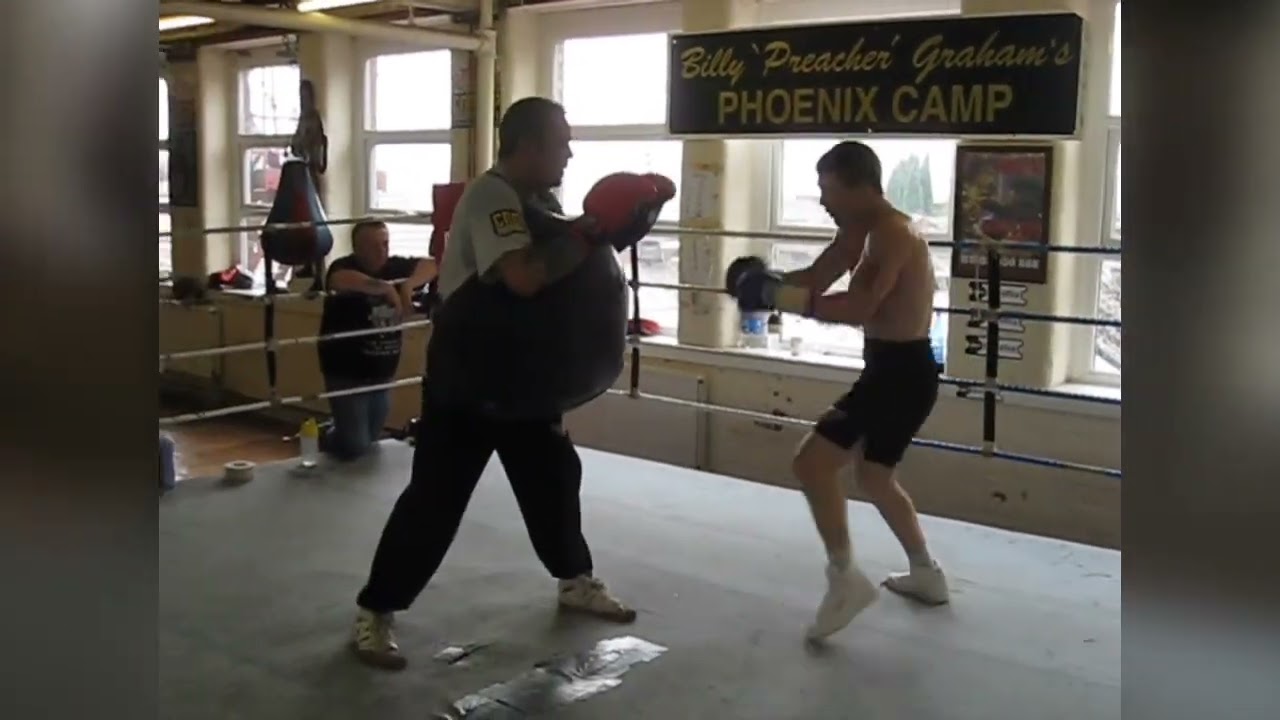 Ricky Hatton training on the body belt with Billy Graham at Betta Bodies gym