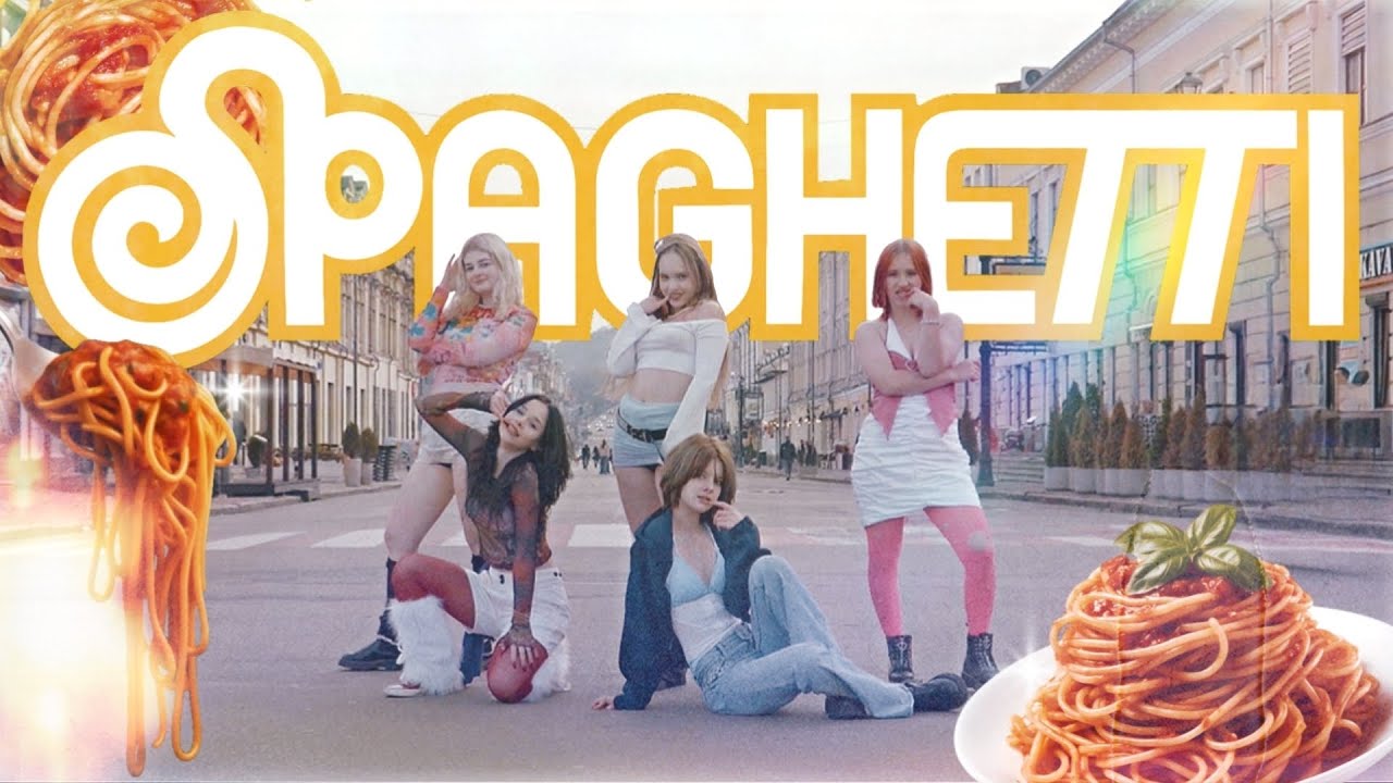 [K-POP IN PUBLIC] LE SSERAFIM - 