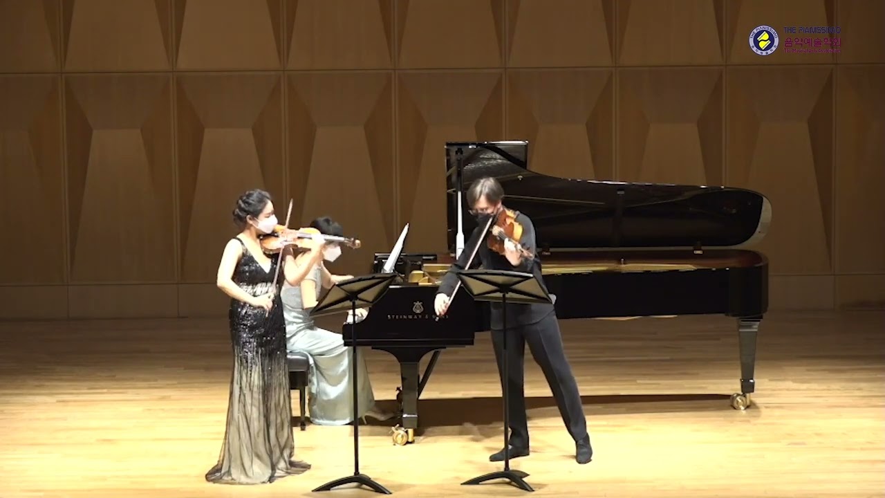 Rebbeca Clarke - Dumka for Violin, Viola and Piano