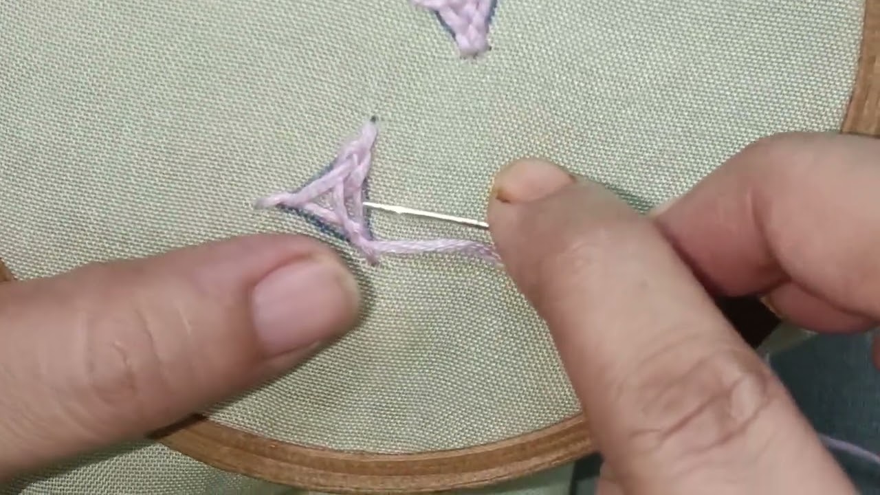 Hand embroidery, triangle sindhi booti, beautiful sindhi tanka 