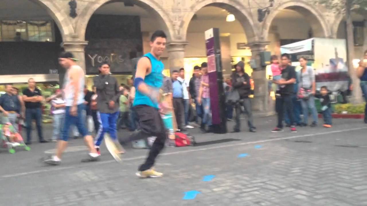 Break dance show Gdl centro