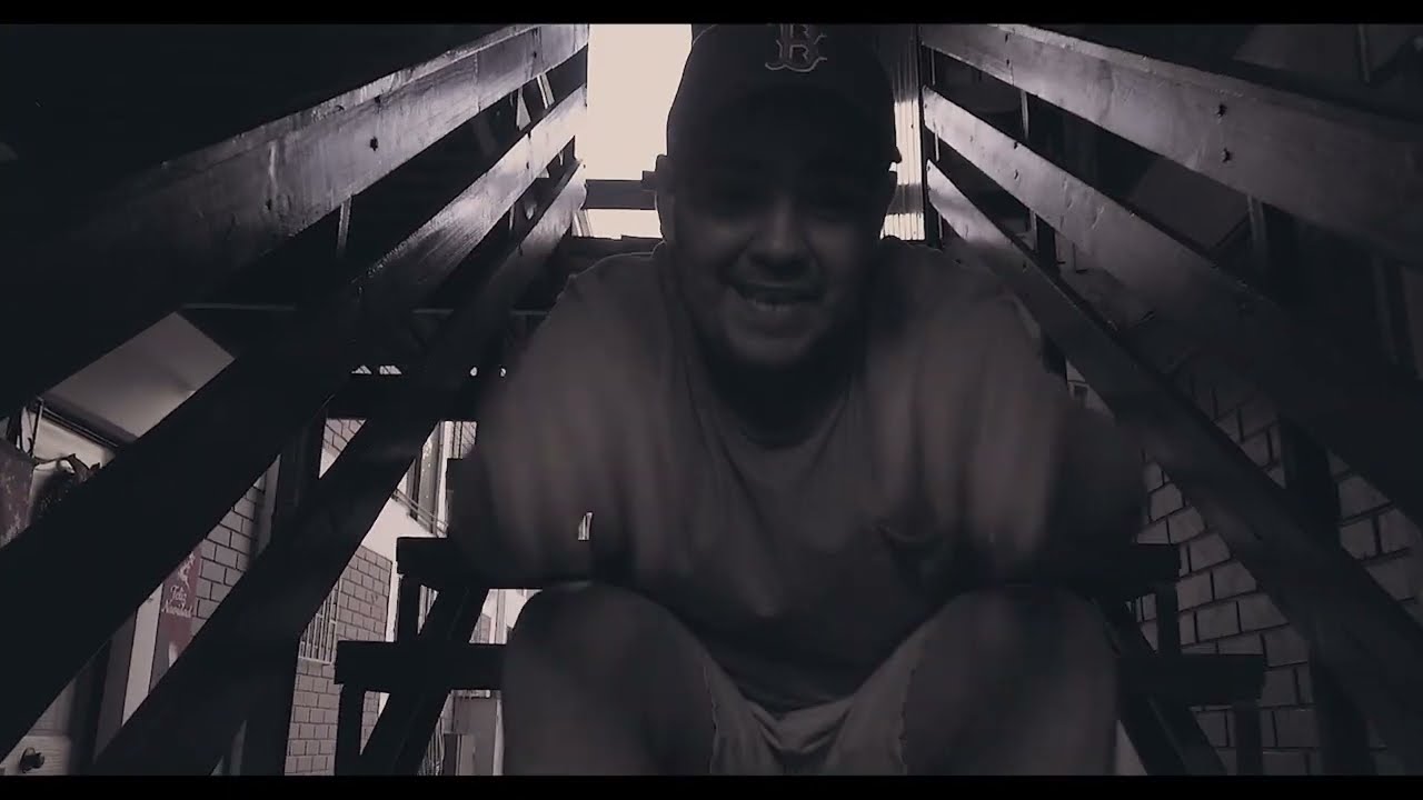 MALCOLM - LA FALTA NO ES GRATIS (Prod. Geoenezetao)