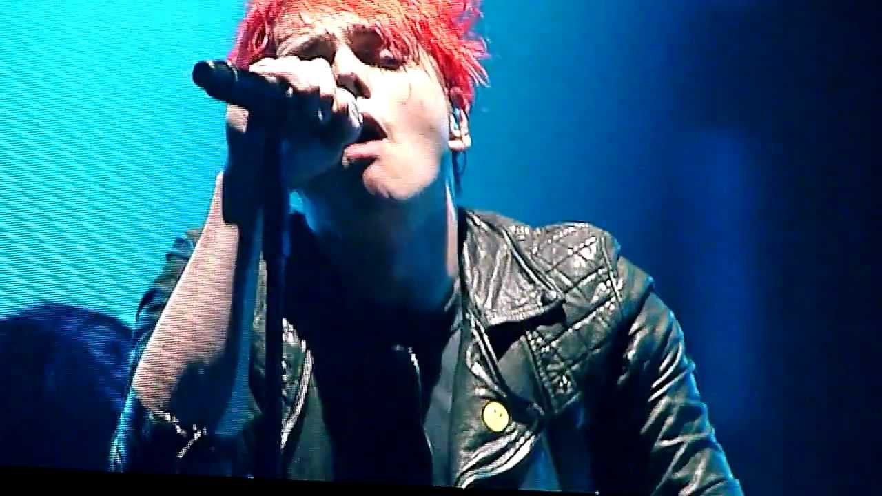 My Chemical Romance - Welcome To The Black Parade live HD @ Orange Warsaw Festival  2011