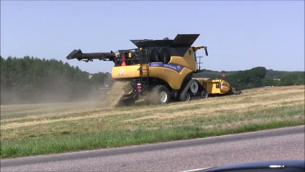 Grässkörd på SKABERNÄS HB med NEW HOLLAND och CLAAS