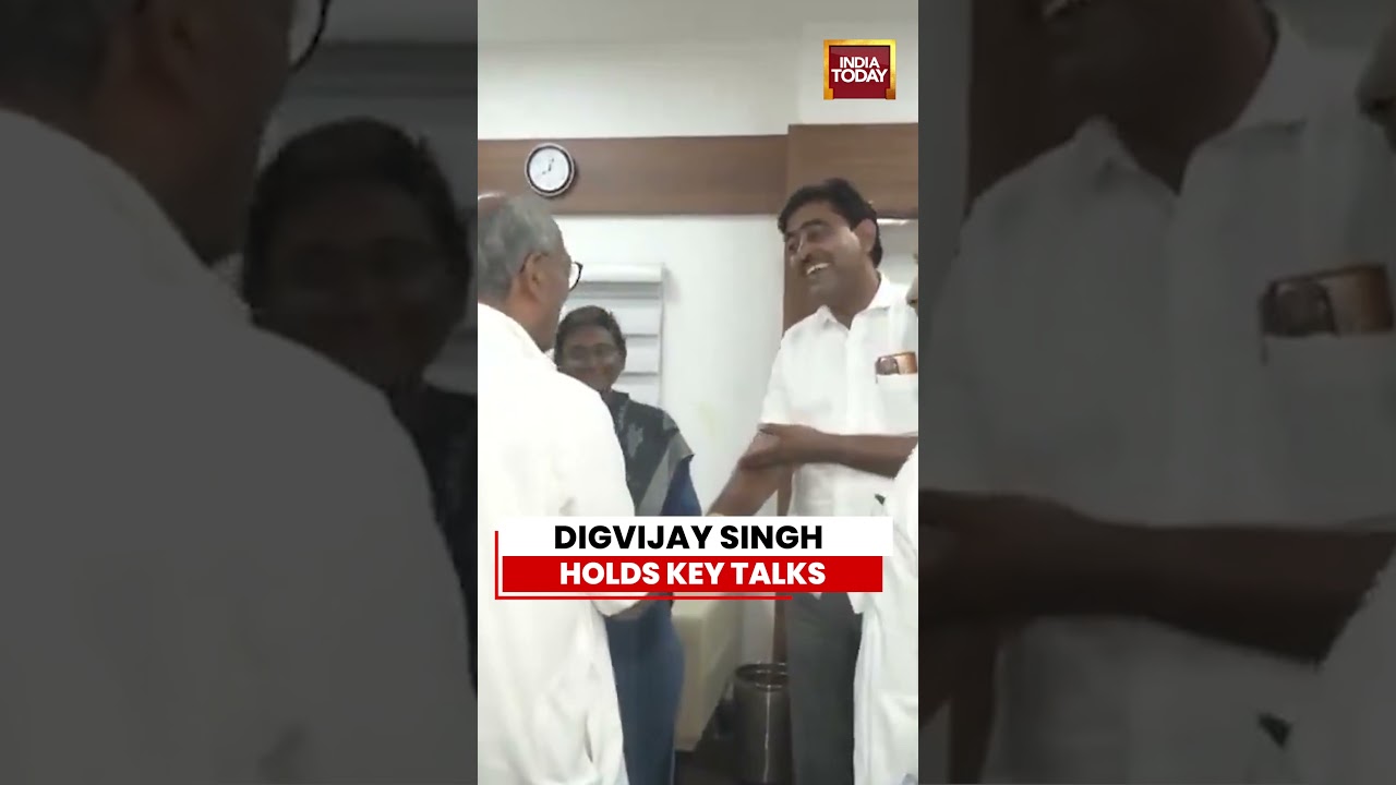 Congress Leaders Meet Meenakshi Natarajan at HQ | Digvijay Singh | India Today