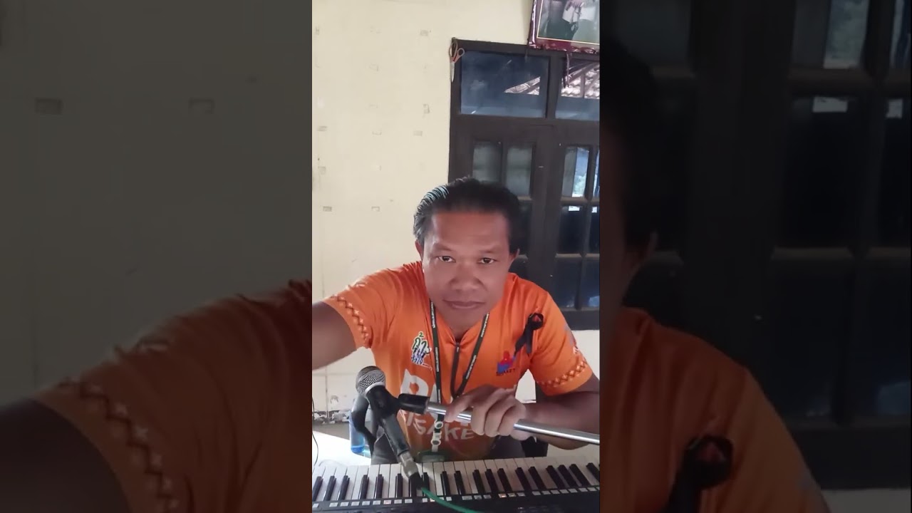 ส.สมานศิลป์  ฟังลำ นก รุ่งระวี