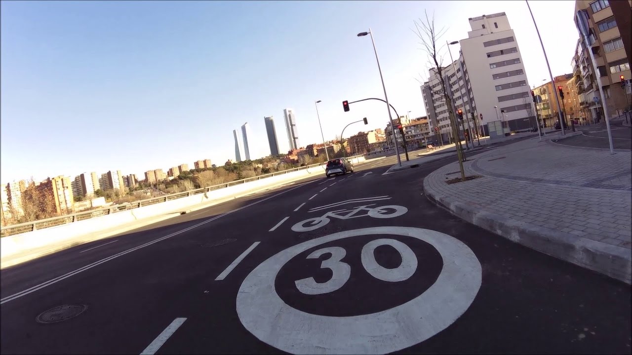 Nuevo CC30 paseo de la Dirección (Madrid).YA, en uso.