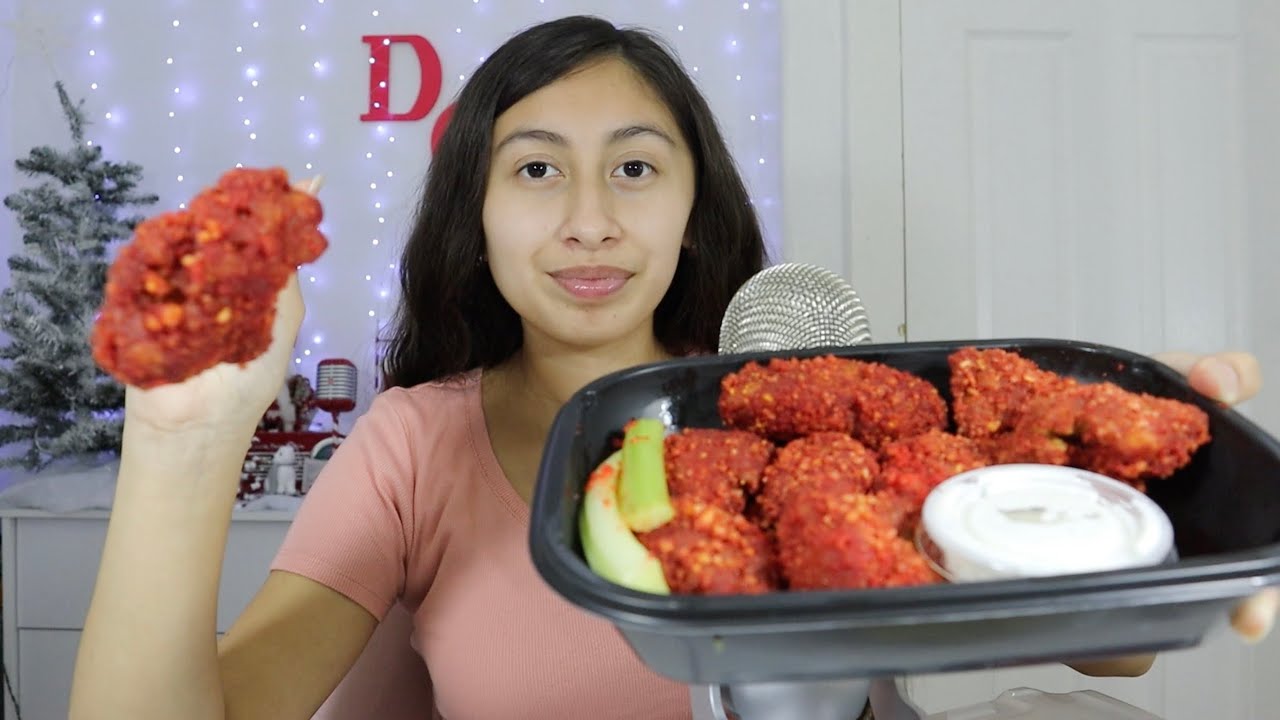 ASMR~Hot Cheeto Girl Friendsgiving Party Roleplay! 🔥