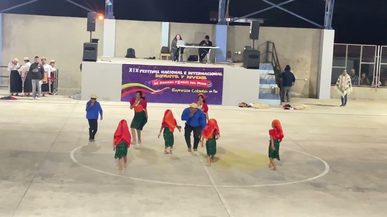 Grupo artístico Panamá en San Francisco Putumayo #panama #danzas 