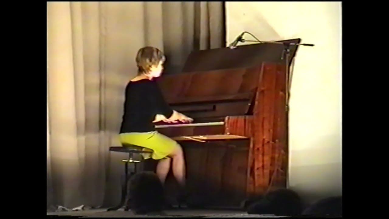 Виступ Олесі Гощук . 2003