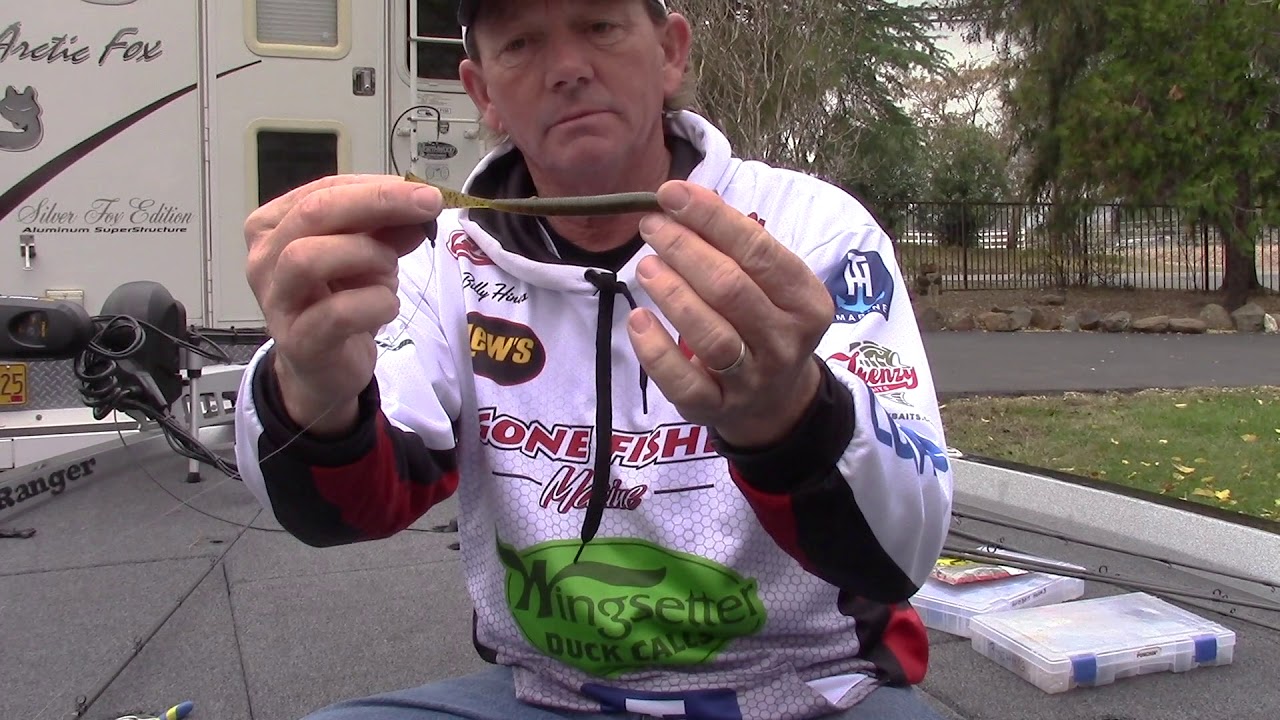 Billy Hines Shows How He Rigs a Cut-R Worm