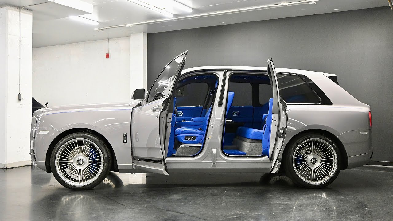 2022 Rolls-Royce Black Badge Cullinan 24