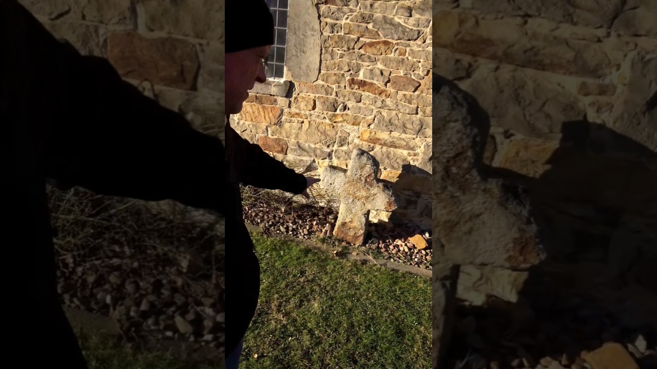 Die Kreuzsteine von Stadthagen an der Johanniskapelle - wenn sich Schneider und Schuhmacher streiten