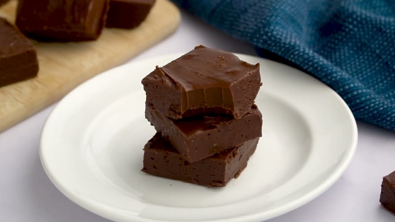 Easy Low Carb Chocolate Fudge