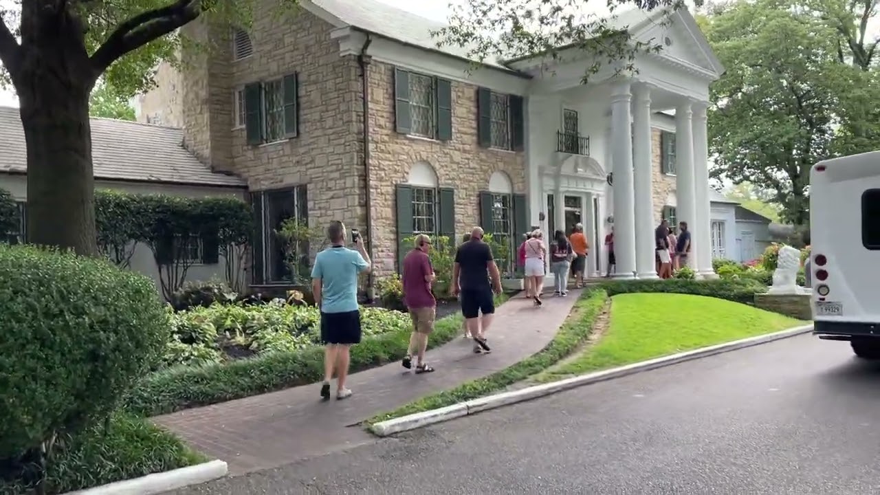 I went to Elvis's House