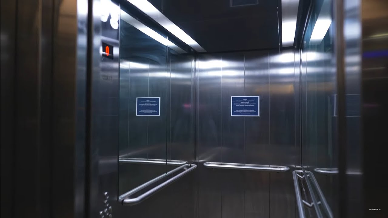 Poland, Wrocław Glowny, KONE elevator @ night