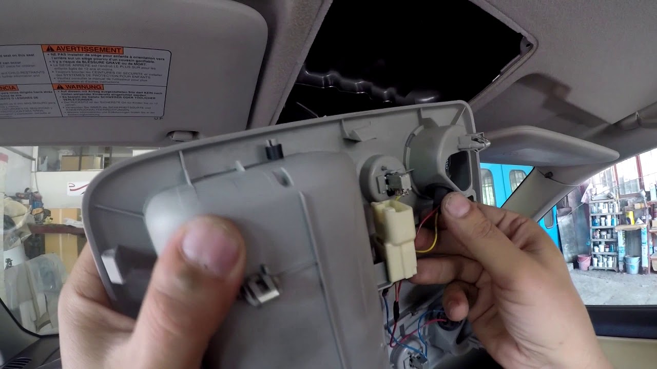 Suzuki Grand Vitara   Dome light removal