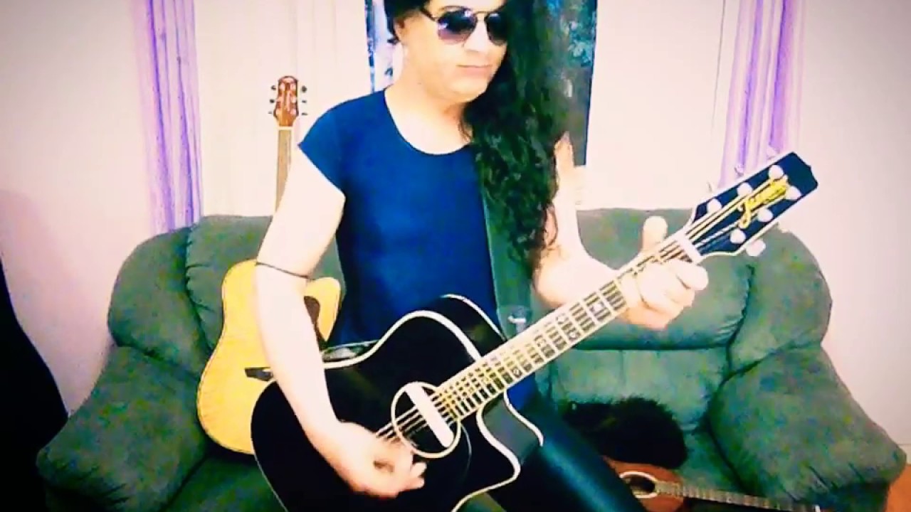 Cris Oliveira - Le&atilde;o Ferido (Byafra Cover) #acustico#cancioneiroshow #anos80 #musicaboaaovivo #mpb
