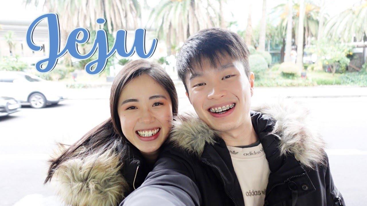 OUR FIRST DAY IN JEJU! | Exploring Jeju's Dongmun Market | KOREA VLOG