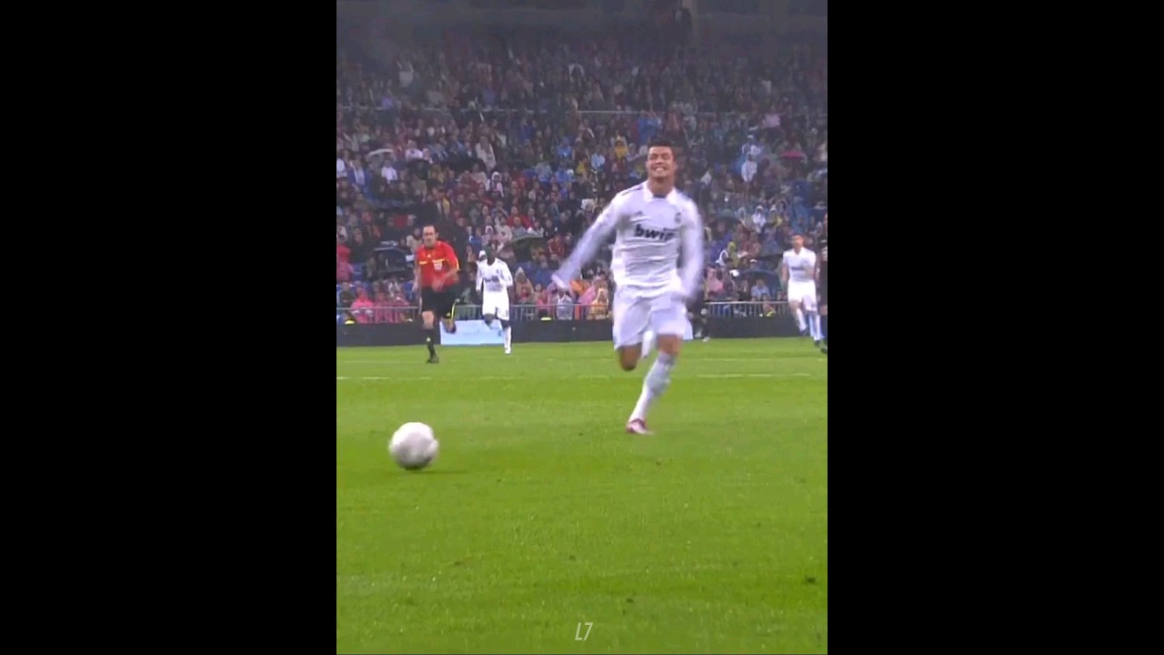 When Ronaldo Hits Top Speed 💨