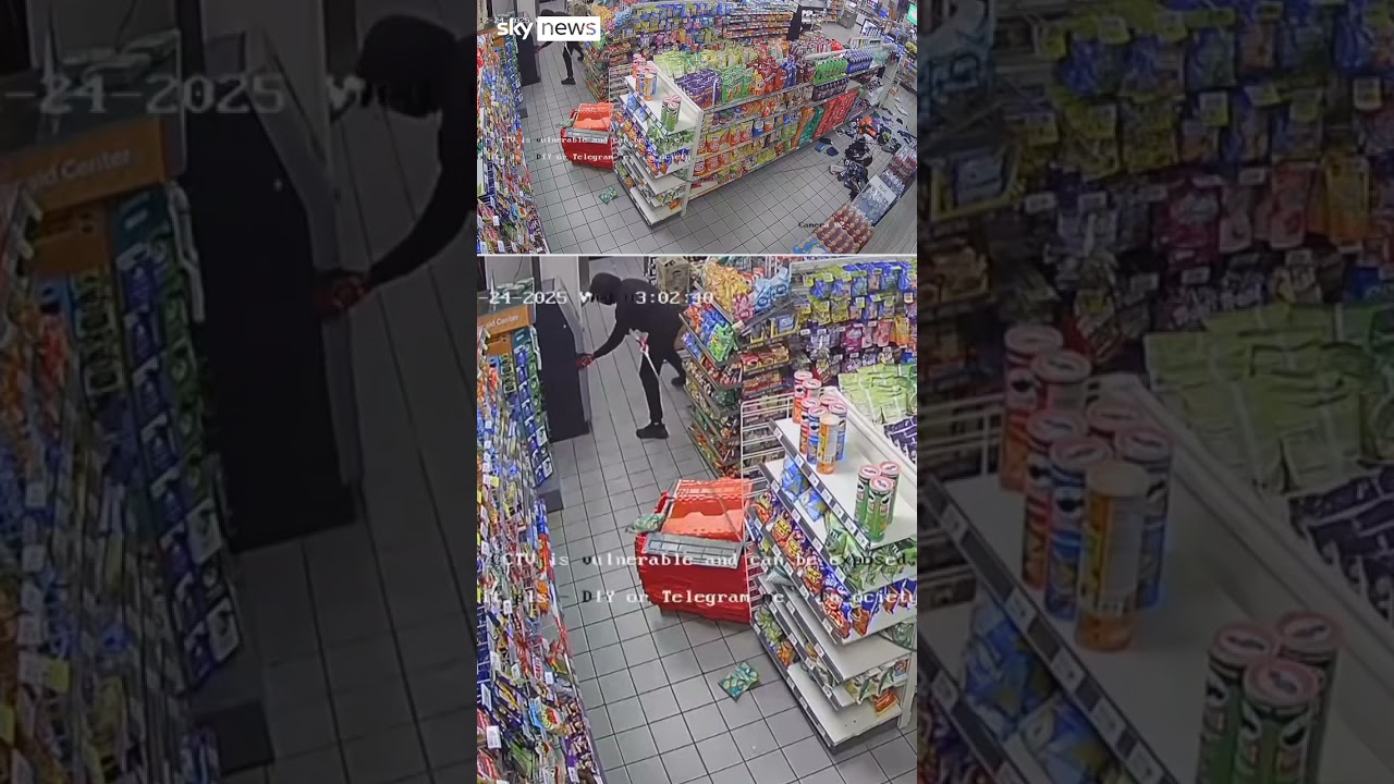 Robbers rip ATM from inside Texas store