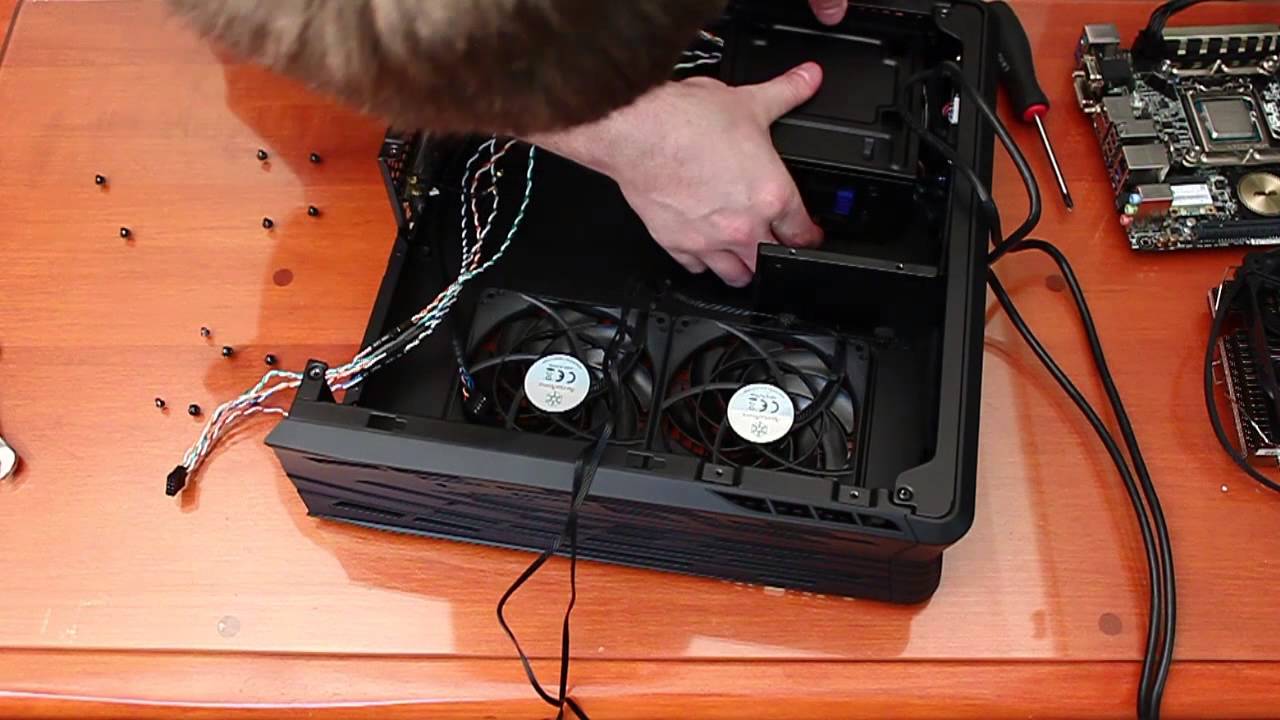 Silverstone Raven  RVZ01 Build - Compact High Performance Gaming