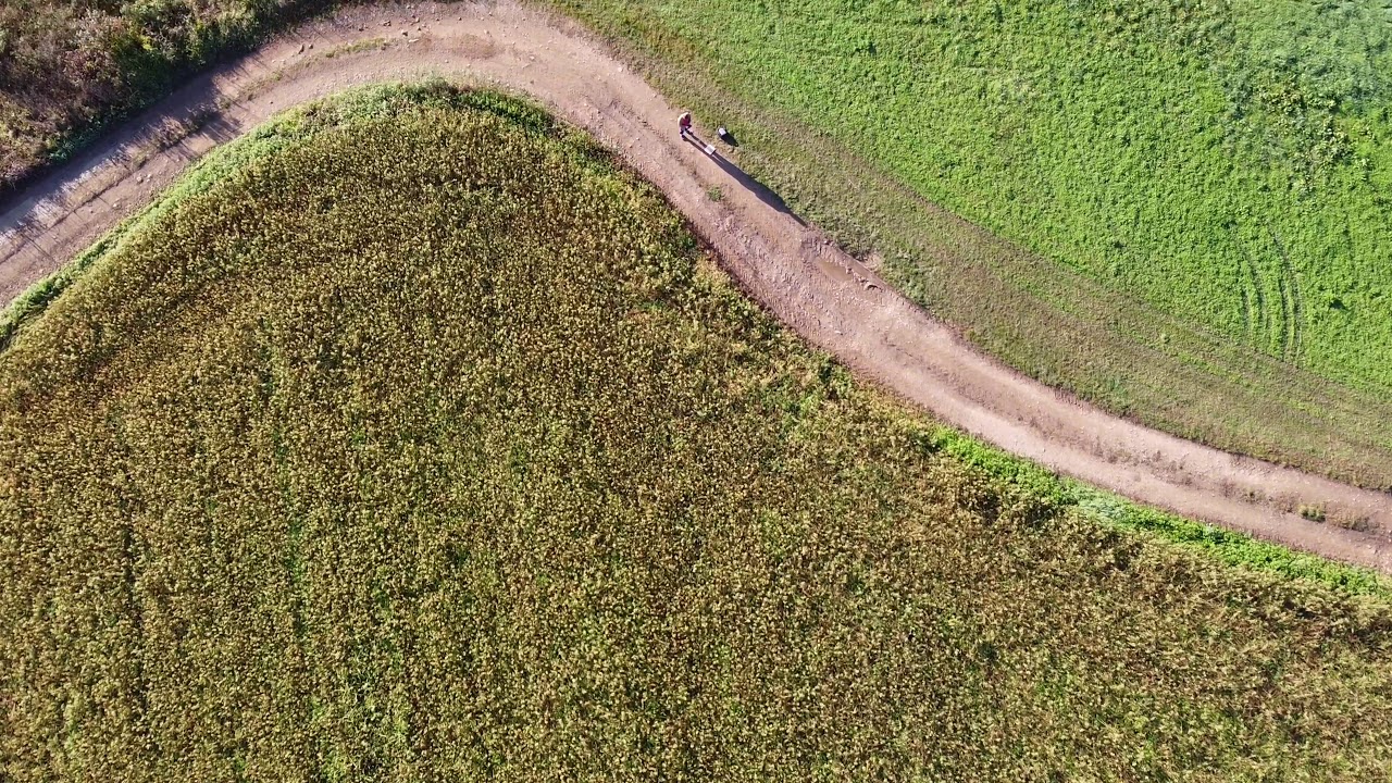Ippovia del Cormor zona Colugna (Ud) e campo volo RC - in volo col drone sulla campagna friulana