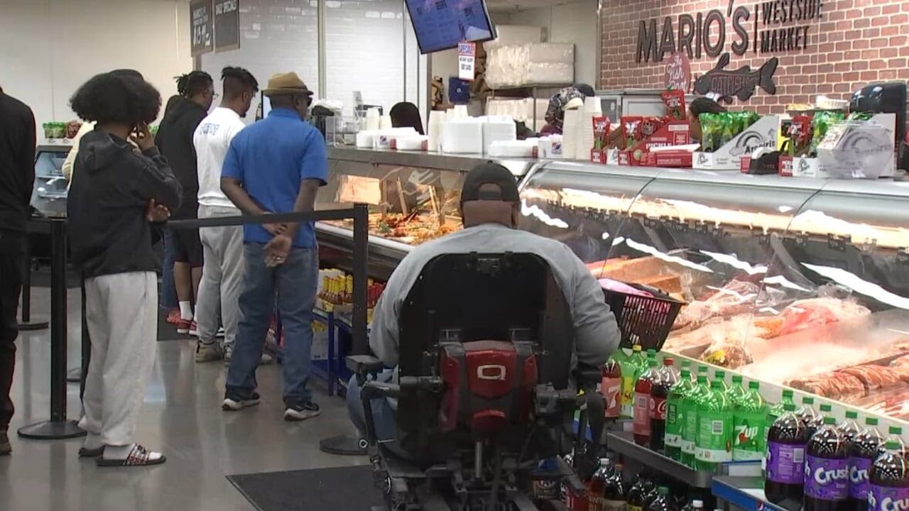 Las Vegas grocery store increases security amid SNAP benefit concerns