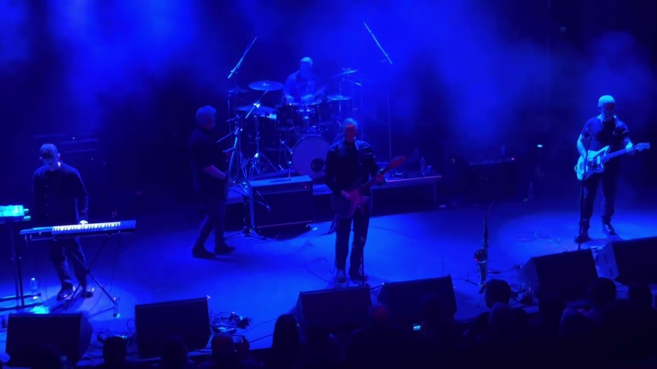 SAD LOVERS & GIANTS GAGARIN 205 ATHENS 2025 13