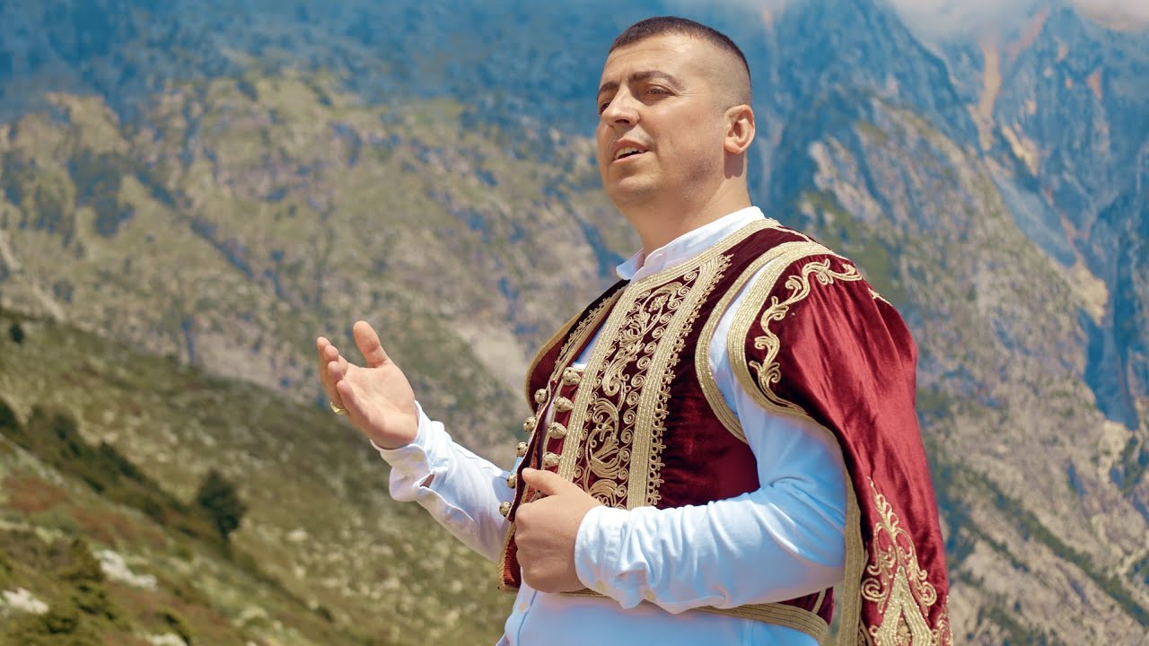 Kapo Ferrunaj-Aman moj mike me trete