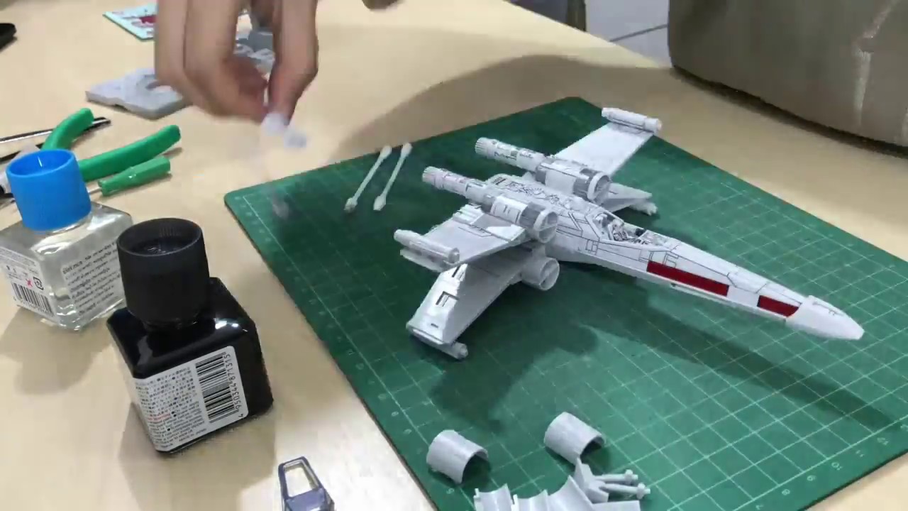Speed Build : BANDAI STARWAR 1/72 X-wing starfighter