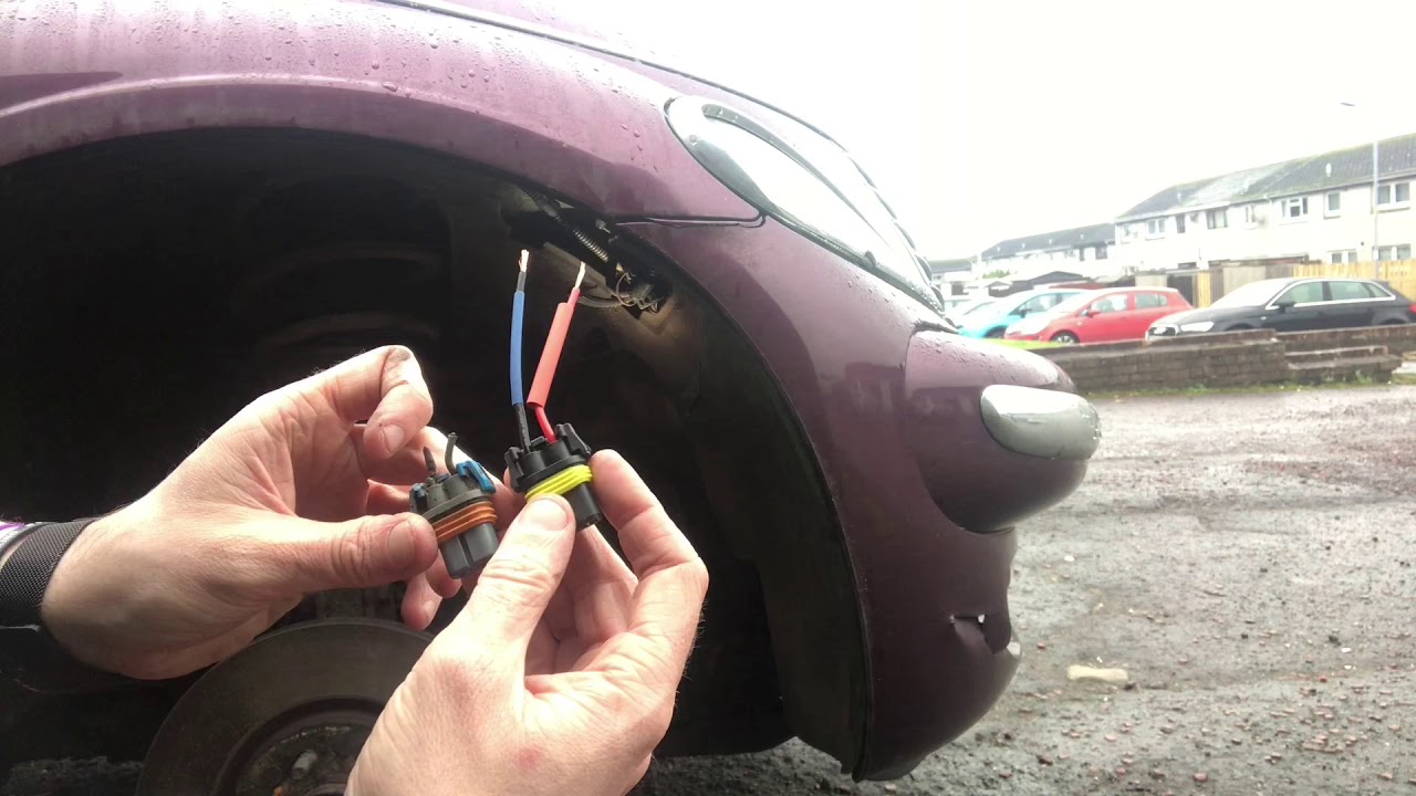 PT Cruiser Headlight not working!! (H7 bulb connector replacement)