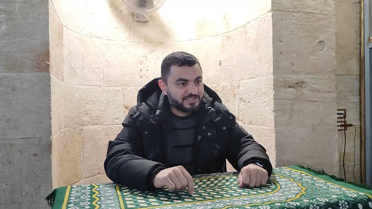 الشيخ: عبد المعز هلال، حفظه الله، درس بعنوان: ( ومن يتق الله يجعل له مخرجا)