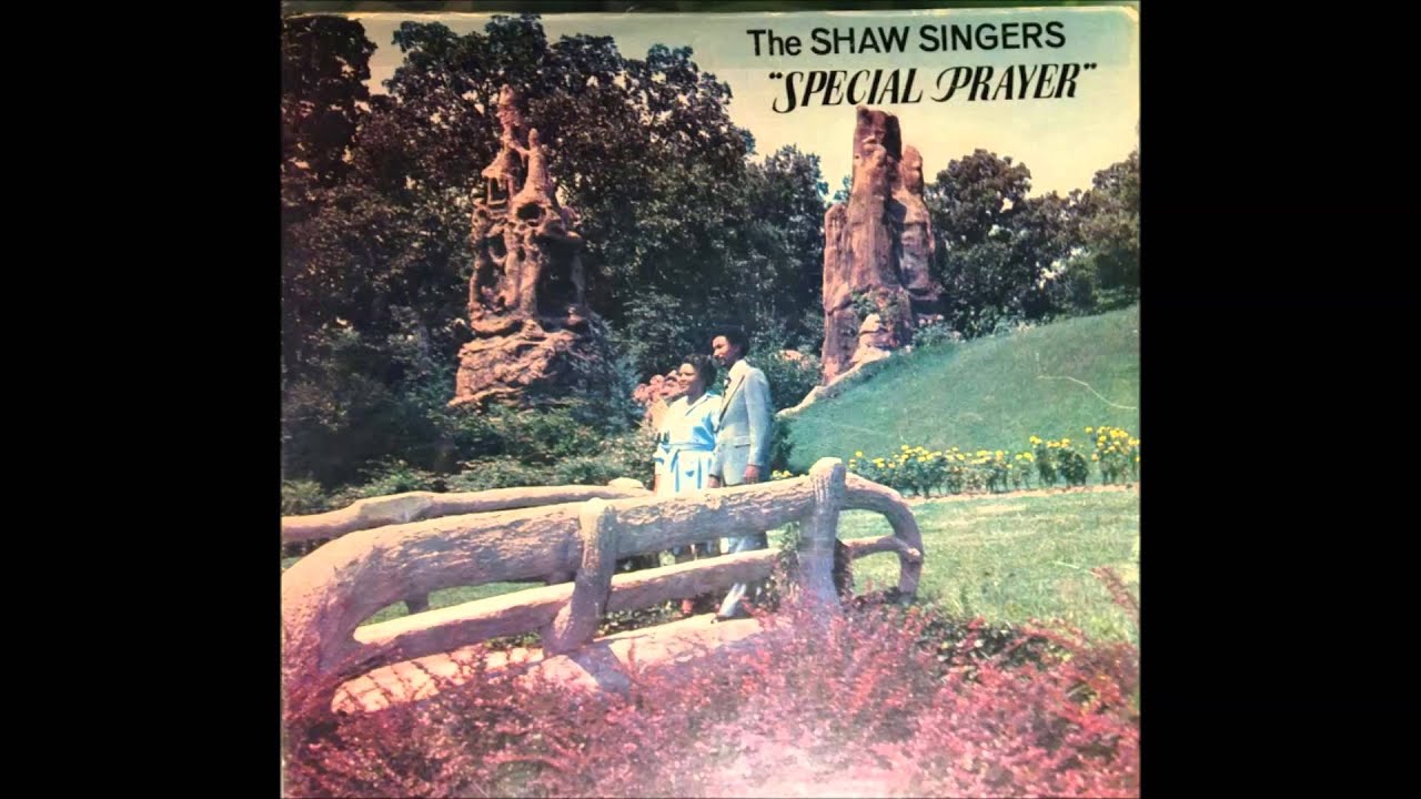 The Shaw Singers - The Lord Is Blessing Me