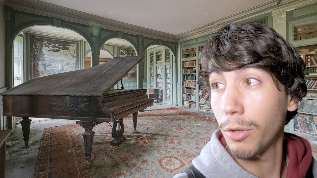 Ils ont tout laissé derrière eux... Un incroyable château abandonné depuis 25 ans ! | URBEX