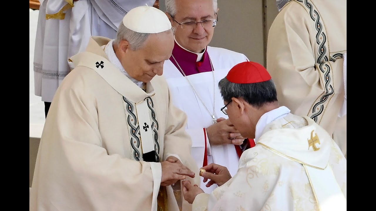 THE INAUGURAL MASS OF POPE LEO  XIV TODAY  18TH MAY 2025 pallium by Cardinal Dominique Mamberti