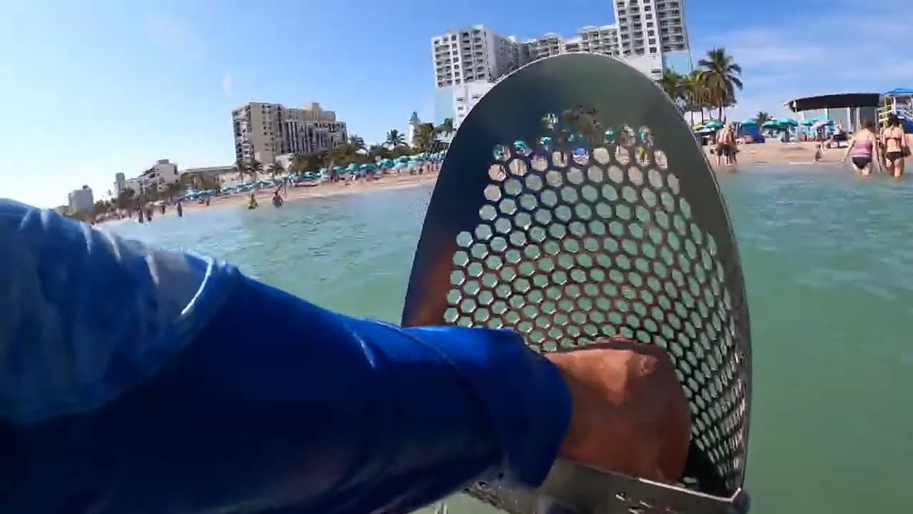 Underwater metal detecting Streaming Live from my #GoPro Part 1