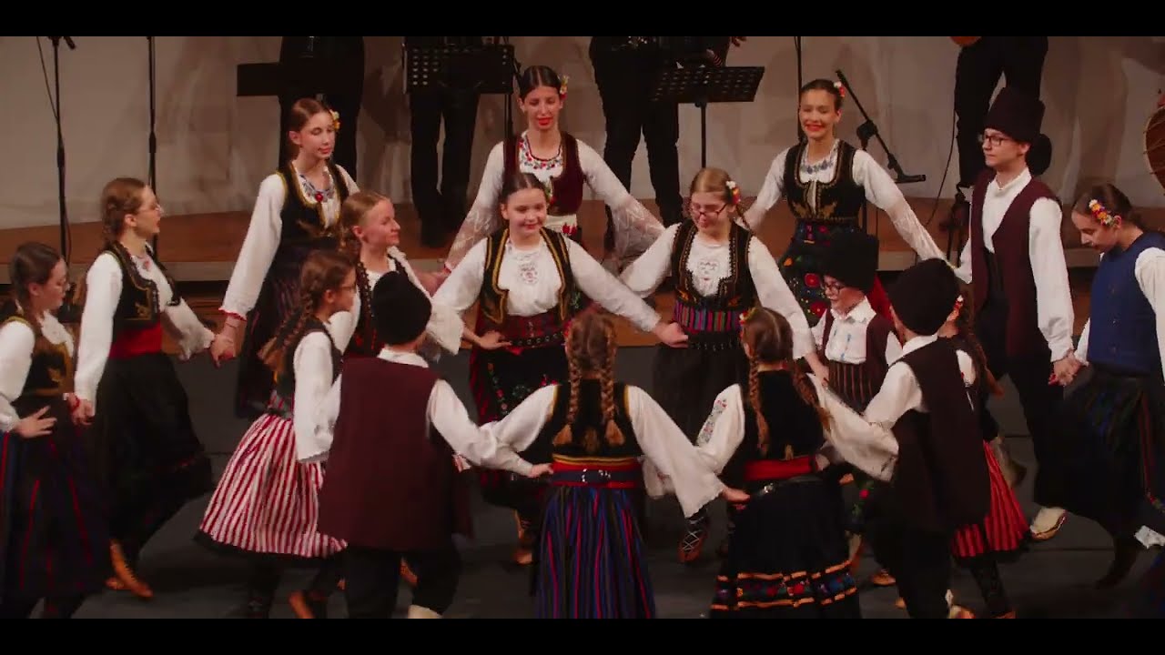 Srečanje folklornih, pevskih in godčevskih skupin manjšinskih etničnih skupnosti in manjšin
