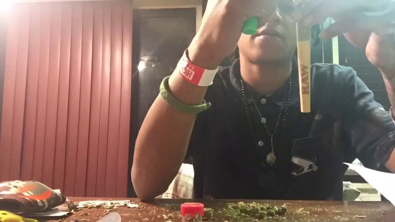 How to stuff a Oz in a Raw cone