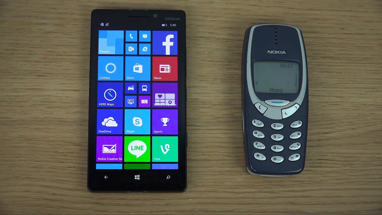 Nokia Lumia 930 vs. Nokia 3310 - Which Is Faster? (4K)
