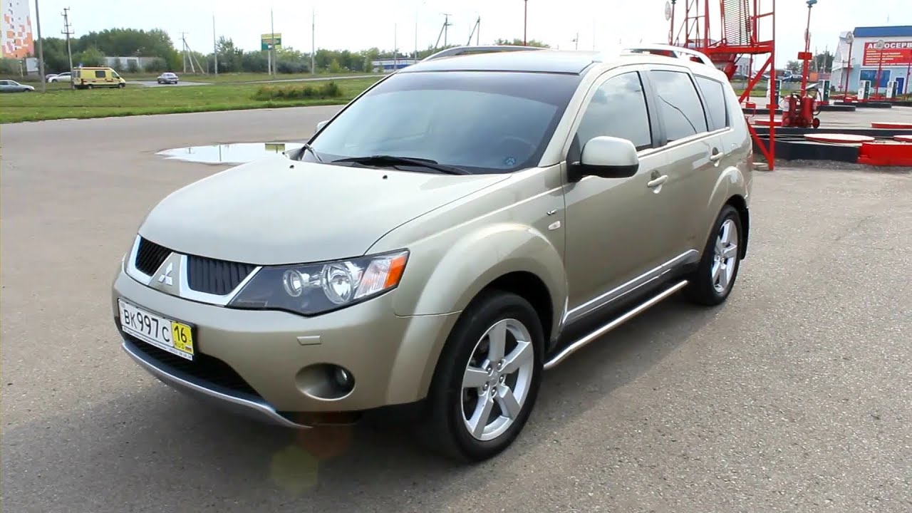 2008 Mitsubishi Outlander XL 3.0. Start Up, Engine, and In Depth Tour.