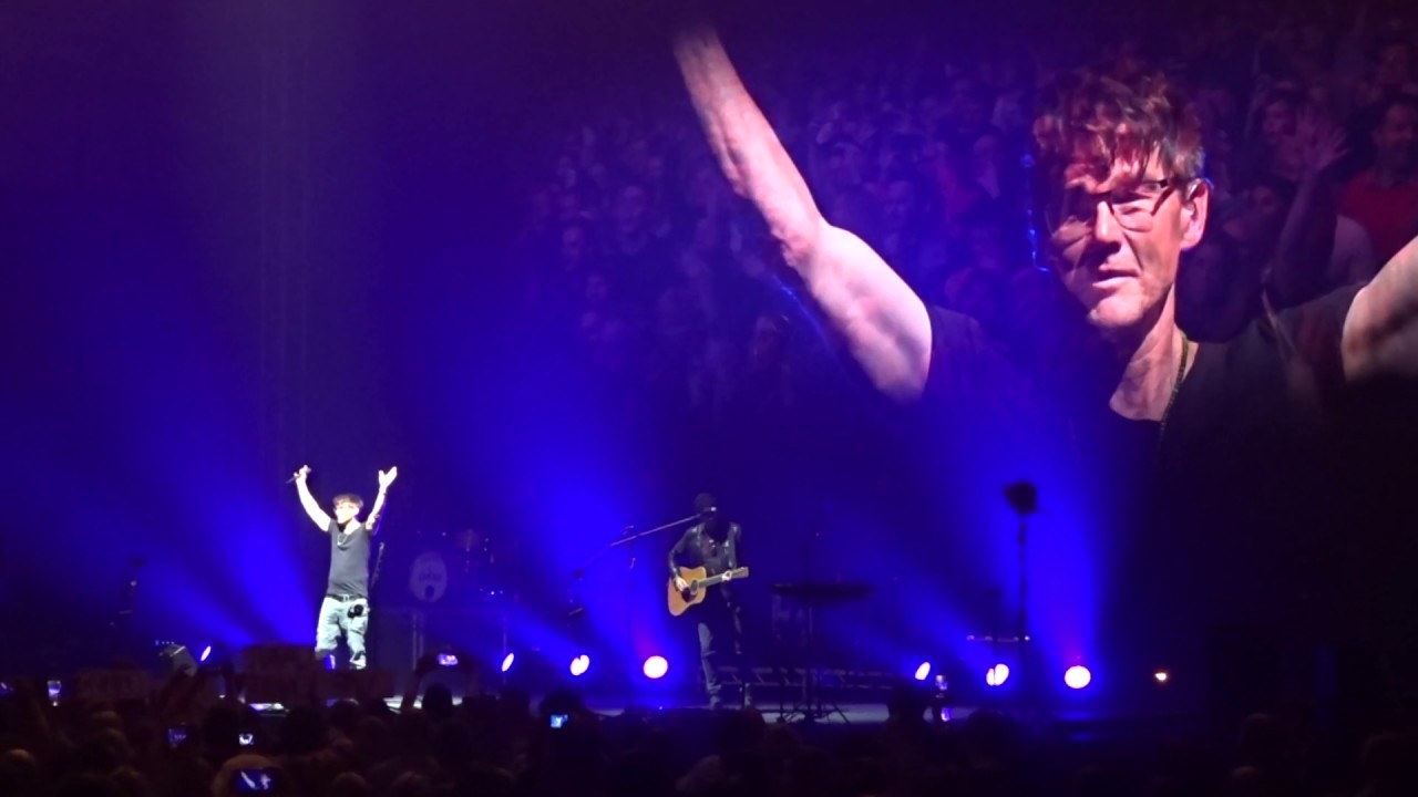 a-ha - Hunting High and Low; Warszawa Torwar 18.11.2019 (2)