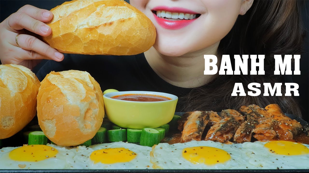 ASMR BANH MI WITH CANNED FISH, OMELET , EATING SOUNDS | LINH ASMR