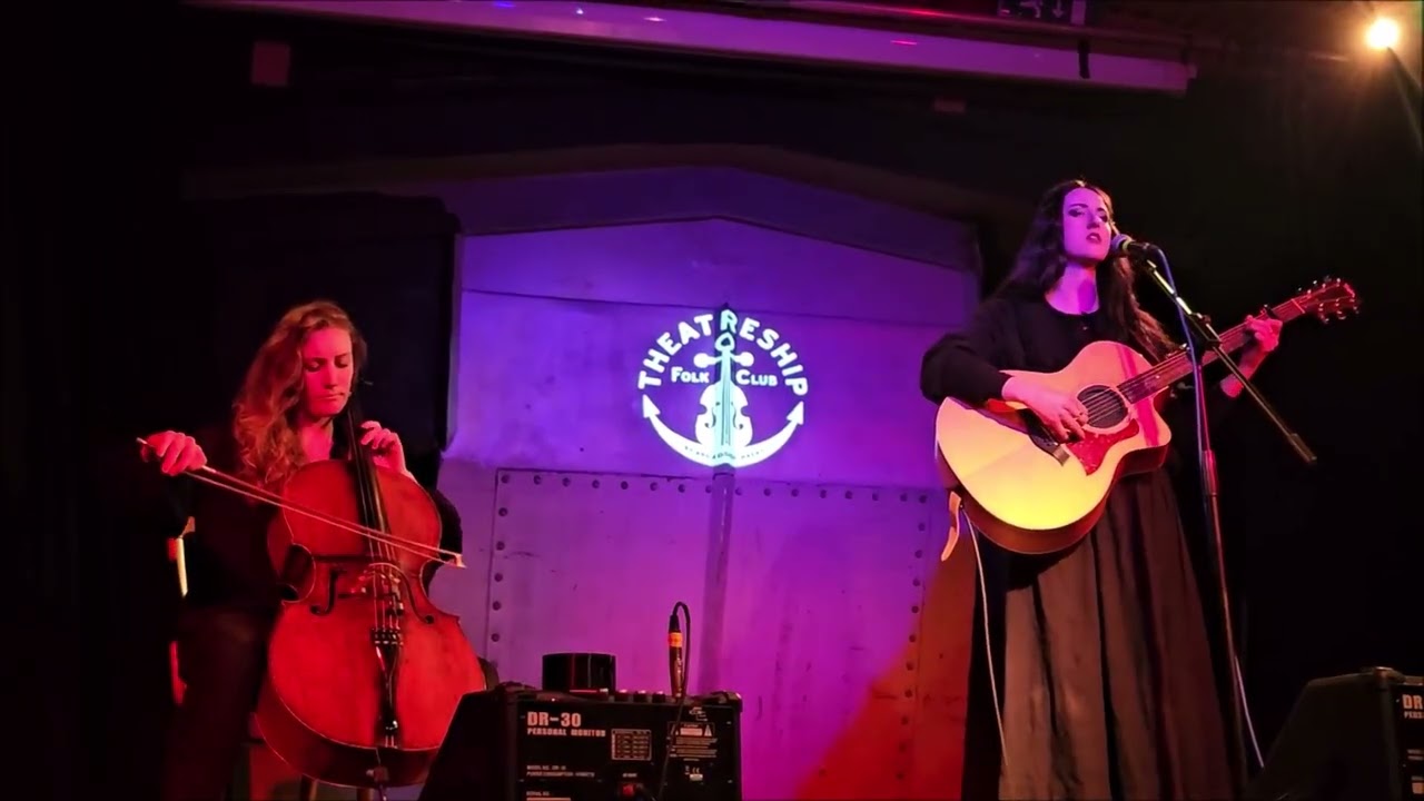 Toria Wooff - Mountains @ Theatreship, South Key Plaza 2, London 18/10/25