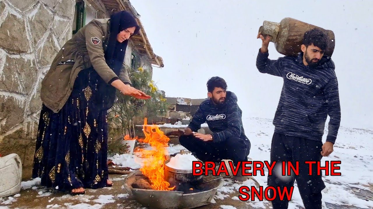 ❄️ Сильный снегопад, тяжёлый труд | Мужество Зейнаб в горах 🏔️