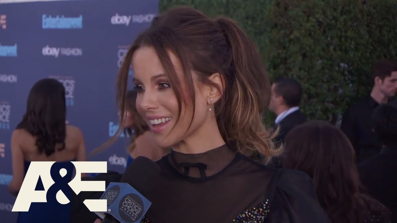 Kate Beckinsale on the Red Carpet | 22nd Annual Critics' Choice Awards | A&E