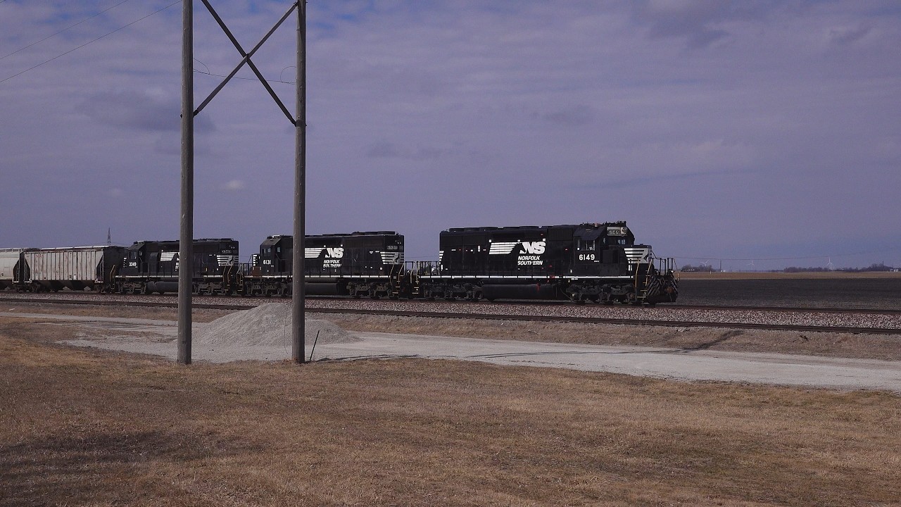 (4K!) Two EPIC Consists for a Thursday Afternoon on NS and CN near Decatur, IL