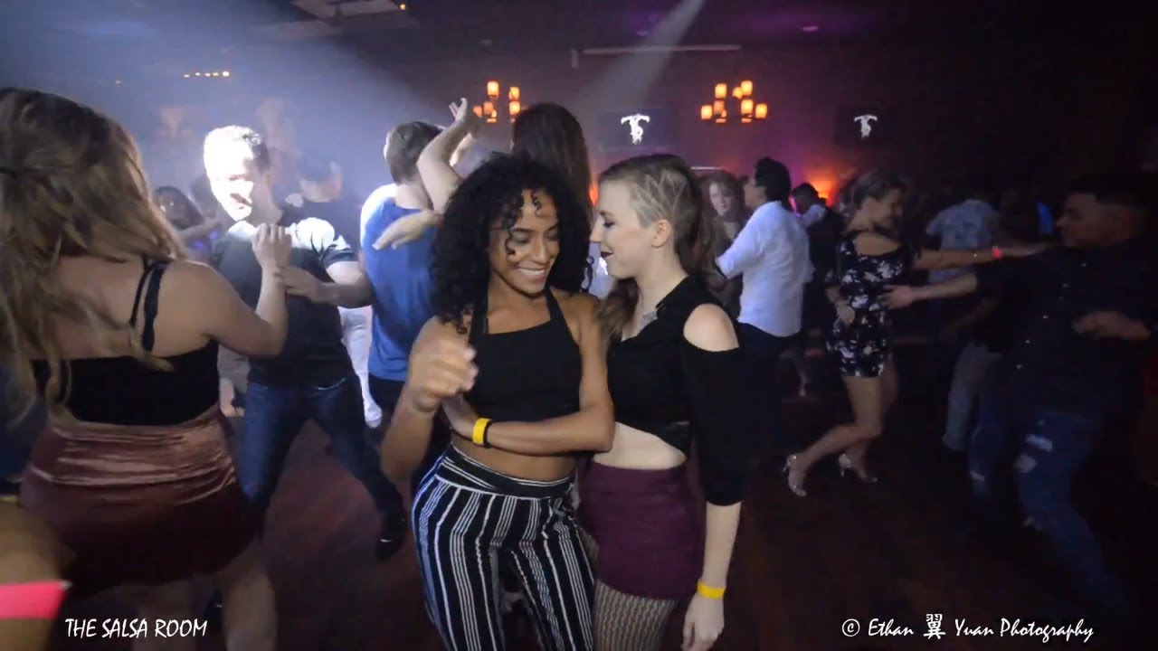 TORI & JULISSA JU Bachata Social Dance At THE SALSA ROOM