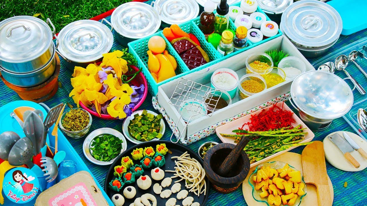 เล่นเป็นเจ๊นุ้ยเปิดร้านขายข้าวแกง ขนมจีน4ภาค เล่นด้วยของเล่นเครื่องครัว ของเล่นหม้อข้าวหม้อแกง